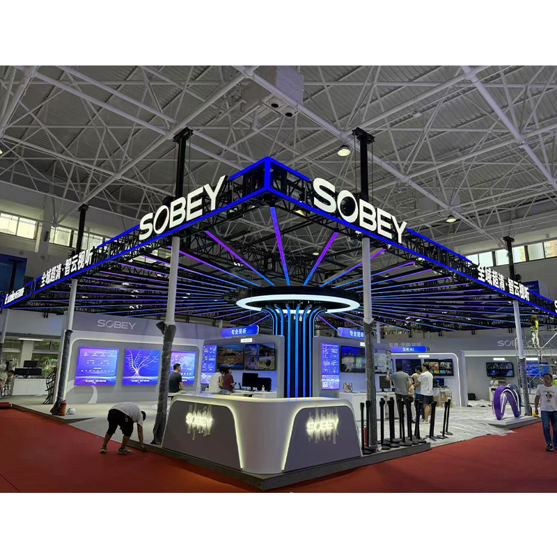 How can booths empower brand on-site expression through creative design and efficient construction?